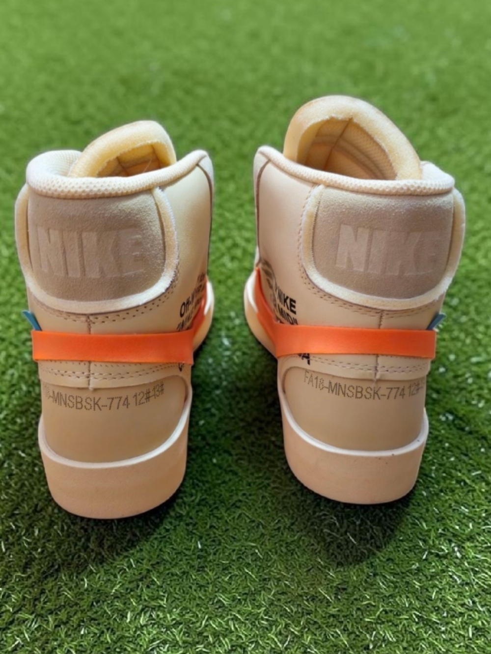 DS Nike x Off-White Blazer Mid 'All Hallow's Eve' - Size 12 - AA3832-700 - Picture 5 of 7
